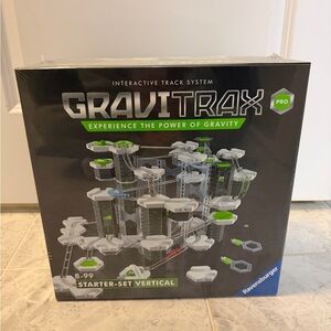 Ravensburger GraviTrax Pro Starter-Set Vertical — Gray & Green
